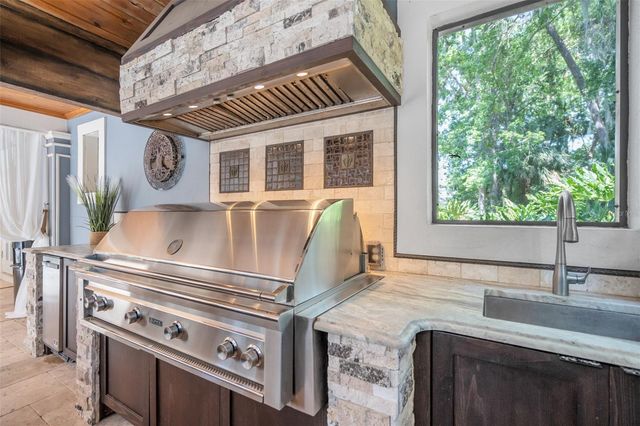 2214 EARLEAF COURT, Longwood, FL 32779