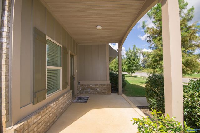 12 Silky Oak Circle, Huntsville, AL 35824