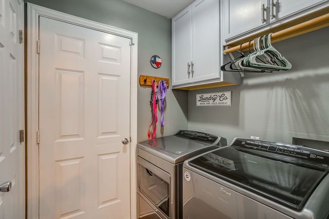 2410 Green Willow Court, Arlington, TX 76001