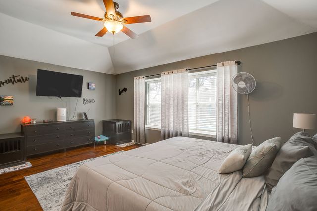 2410 Green Willow Court, Arlington, TX 76001