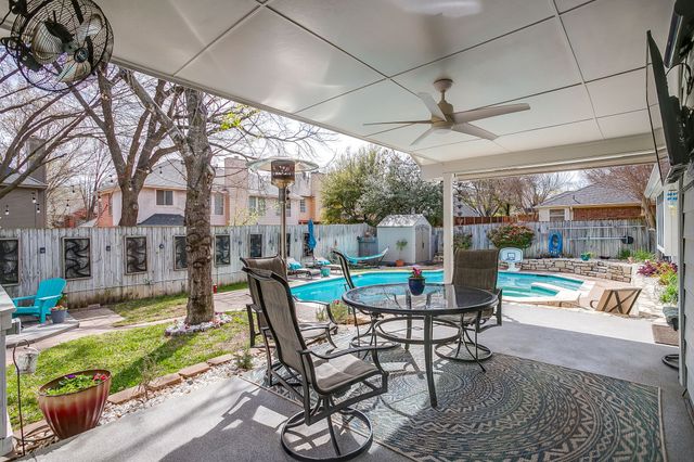 2410 Green Willow Court, Arlington, TX 76001