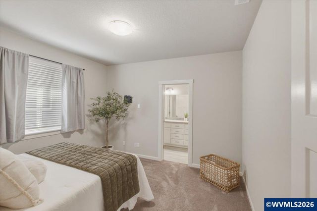 6335 SE Rebecca St, Albany, OR 97322