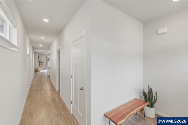 6335 SE Rebecca St, Albany, OR 97322