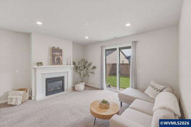 6335 SE Rebecca St, Albany, OR 97322