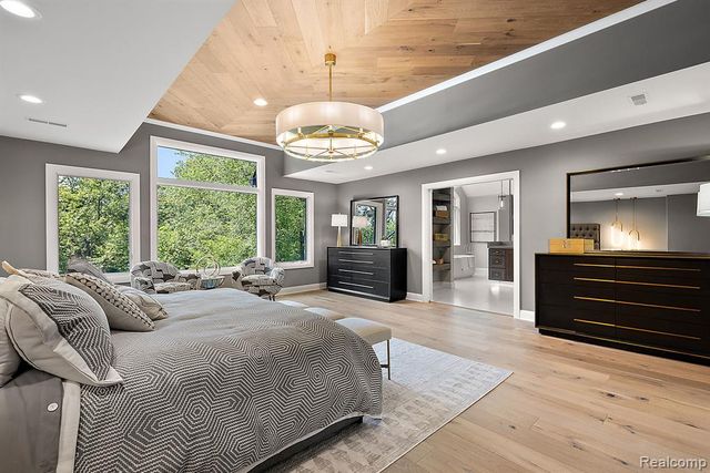 4995 Saddleridge Trail, Ann Arbor, MI 48105