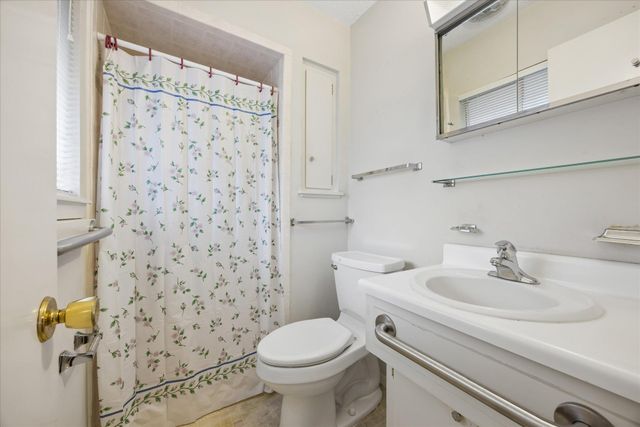 1815 Parkside LN, Austin, TX 78745