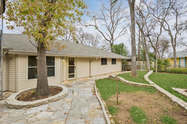 1815 Parkside LN, Austin, TX 78745