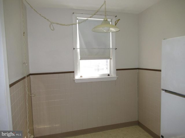 654 BEECH AVE, Glenolden, PA 19036