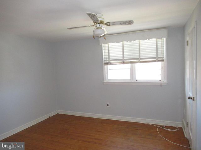 654 BEECH AVE, Glenolden, PA 19036