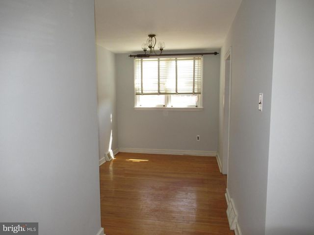 654 BEECH AVE, Glenolden, PA 19036