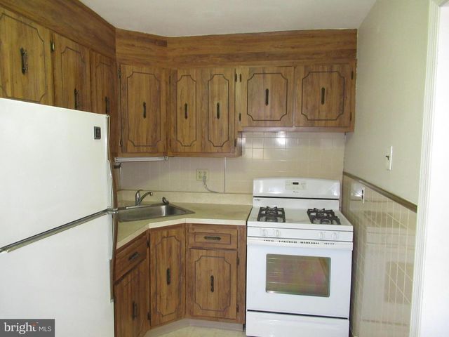 654 BEECH AVE, Glenolden, PA 19036