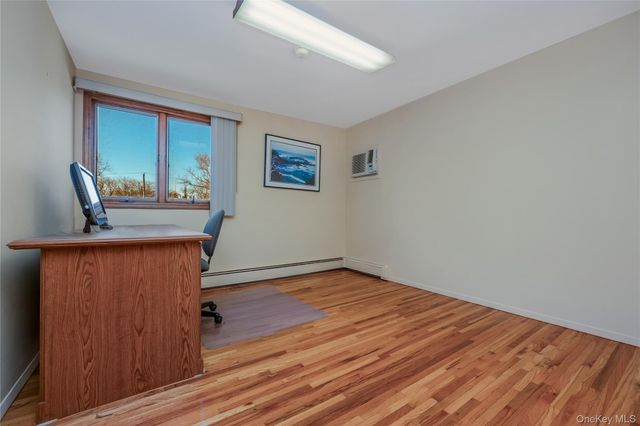 25 Windham Lane, Ronkonkoma, NY 11779