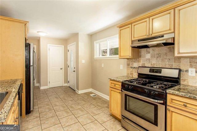 2720 Stonecreek Road SE, Smyrna, GA 30080