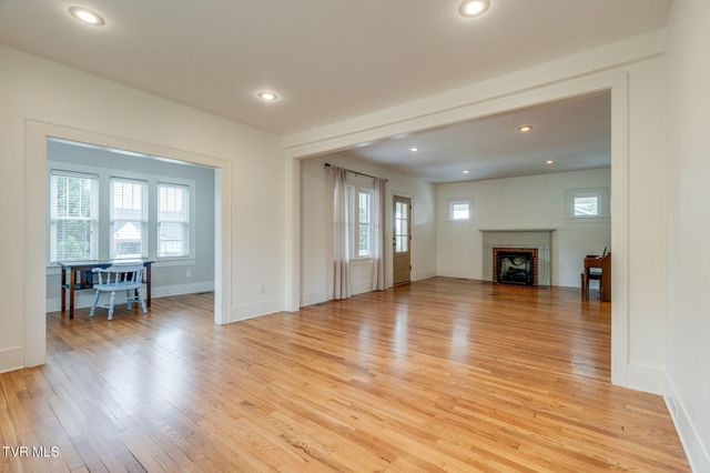300 Daytona Place, Elizabethton, TN 37643