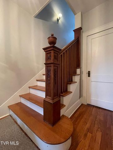 300 Daytona Place, Elizabethton, TN 37643