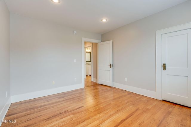 300 Daytona Place, Elizabethton, TN 37643
