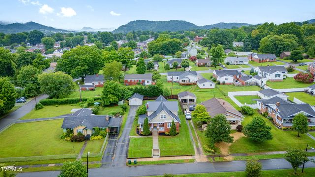 300 Daytona Place, Elizabethton, TN 37643