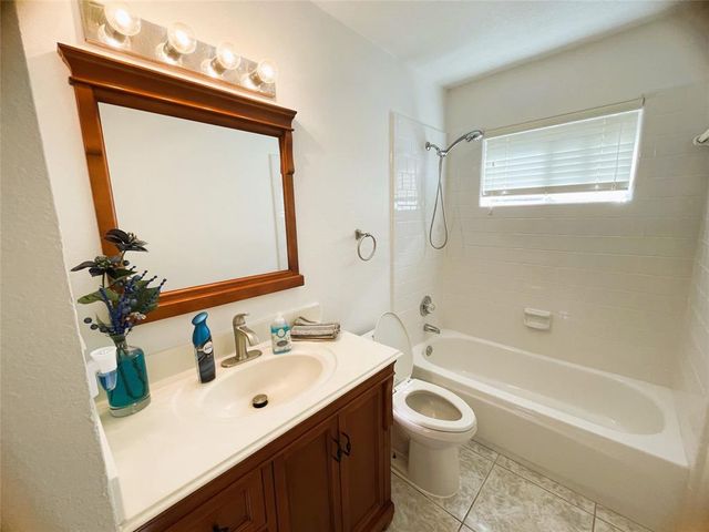3327 Flower Field Lane, Pearland, TX 77584