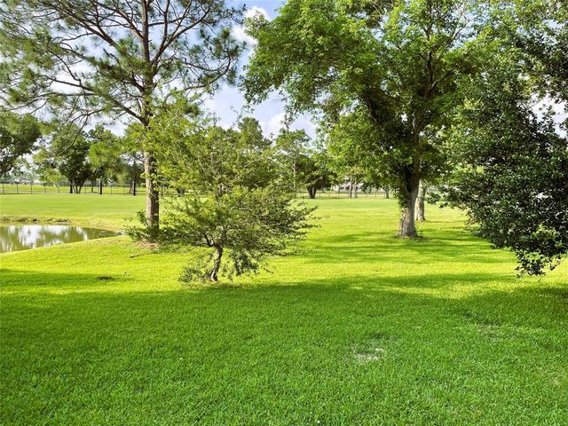 3327 Flower Field Lane, Pearland, TX 77584