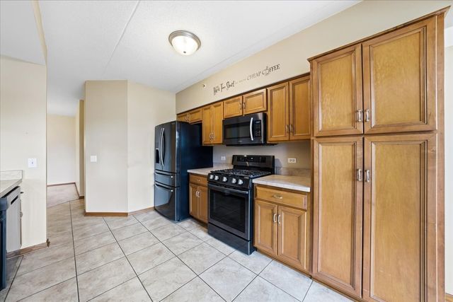 18550 Pine Lake Drive 1a, Tinley Park, IL 60477