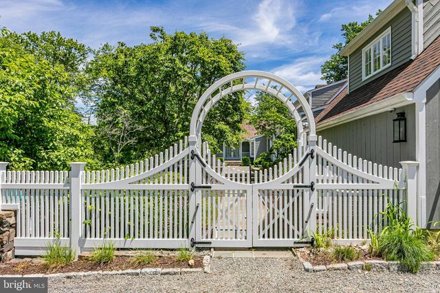 987 CHERRY VALLEY RD, Princeton, NJ 08540