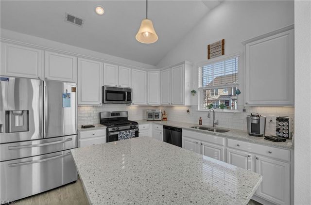 2011 Canning PL, Chesapeake, VA 23322