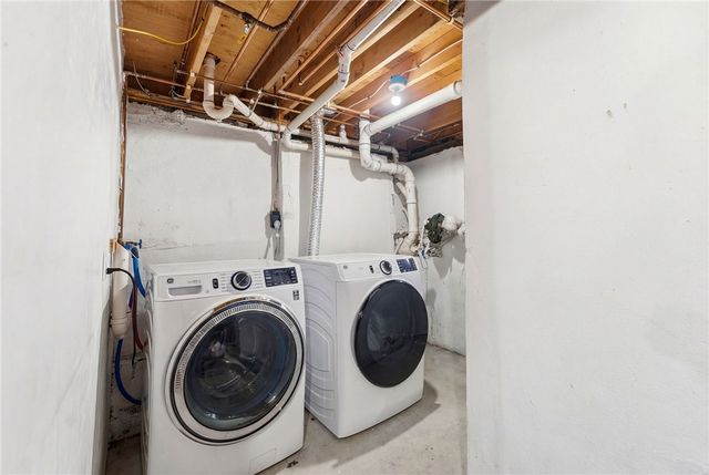 12 Sedan Street, Providence, RI 02904