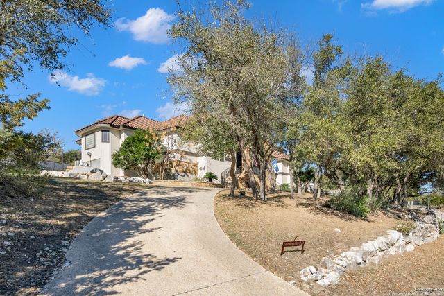 7 Remington Run, San Antonio, TX 78258
