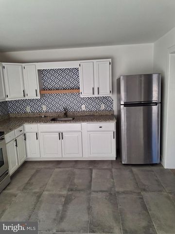 212 CARROLL ST, Riverside, NJ 08075