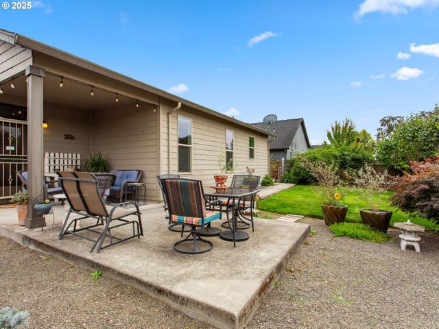 724 Sw 4TH Ave, Battle Ground, WA 98604