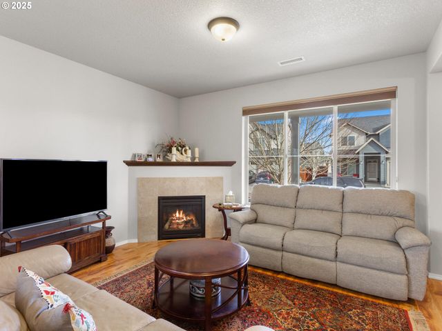 724 Sw 4TH Ave, Battle Ground, WA 98604