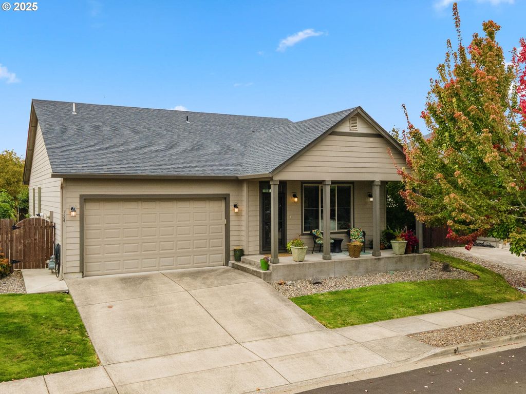 724 Sw 4TH Ave, Battle Ground, WA 98604