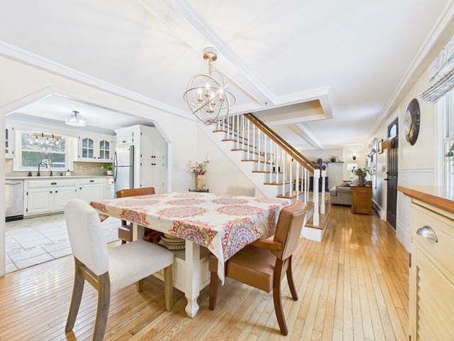 4 Kelly Dr, Freetown, MA 02717