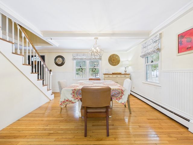 4 Kelly Dr, Freetown, MA 02717