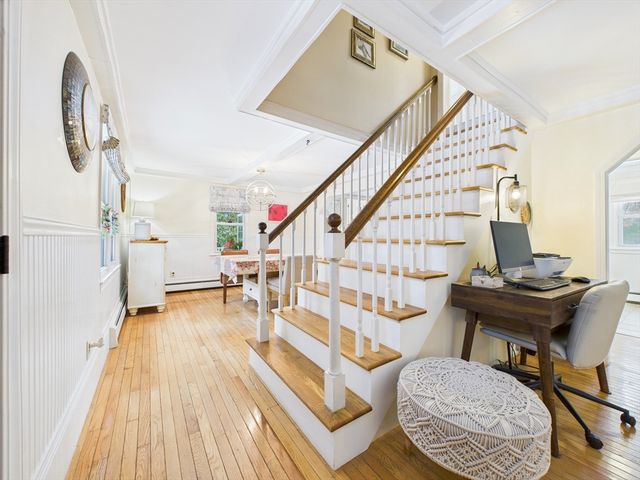 4 Kelly Dr, Freetown, MA 02717