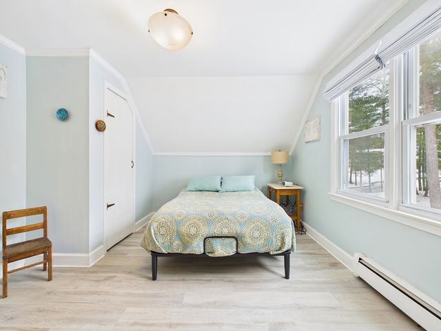 4 Kelly Dr, Freetown, MA 02717