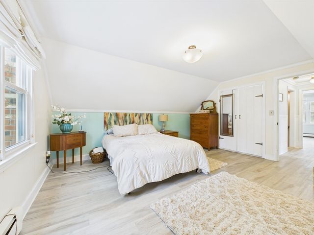 4 Kelly Dr, Freetown, MA 02717