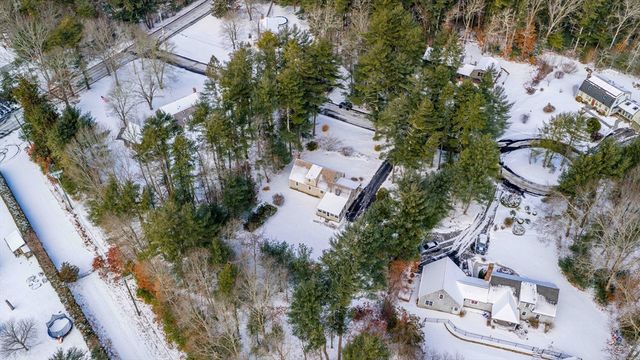 4 Kelly Dr, Freetown, MA 02717