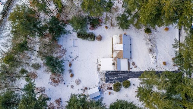 4 Kelly Dr, Freetown, MA 02717