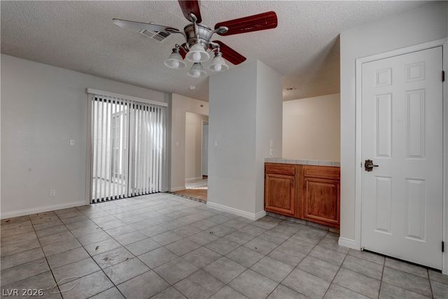 3905 Landsdown Place, Las Vegas, NV 89121