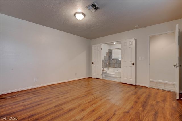 3905 Landsdown Place, Las Vegas, NV 89121