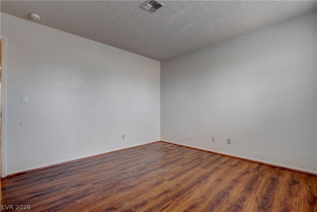 3905 Landsdown Place, Las Vegas, NV 89121