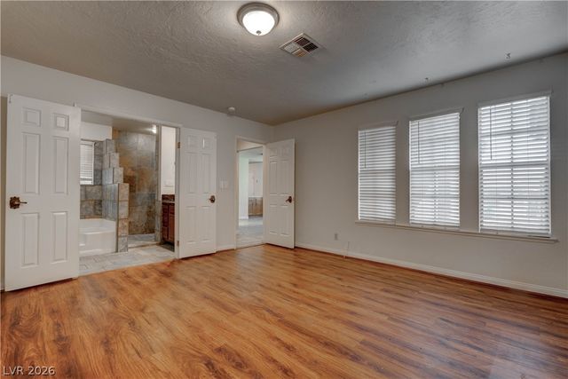 3905 Landsdown Place, Las Vegas, NV 89121