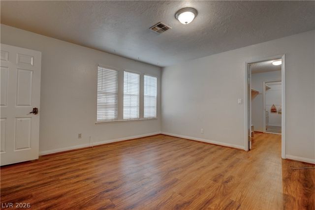 3905 Landsdown Place, Las Vegas, NV 89121