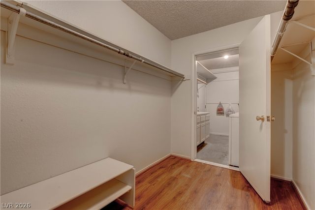 3905 Landsdown Place, Las Vegas, NV 89121