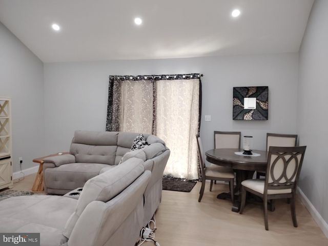64 FERN RD, Bridgeton, NJ 08302