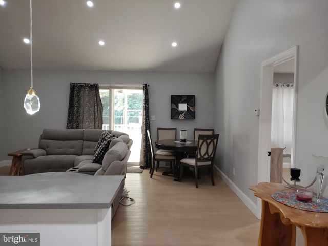 64 FERN RD, Bridgeton, NJ 08302