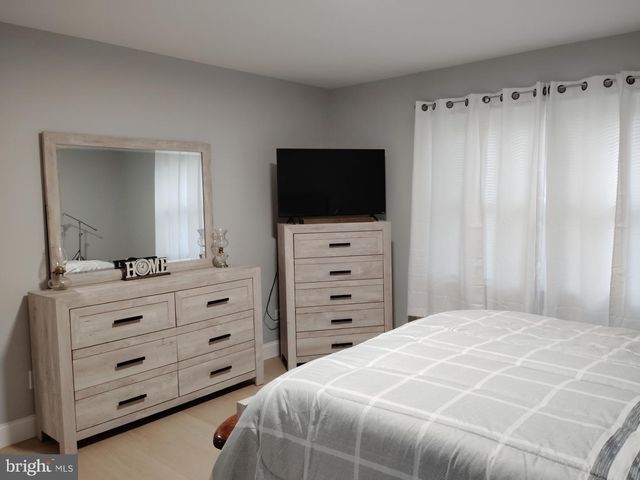 64 FERN RD, Bridgeton, NJ 08302