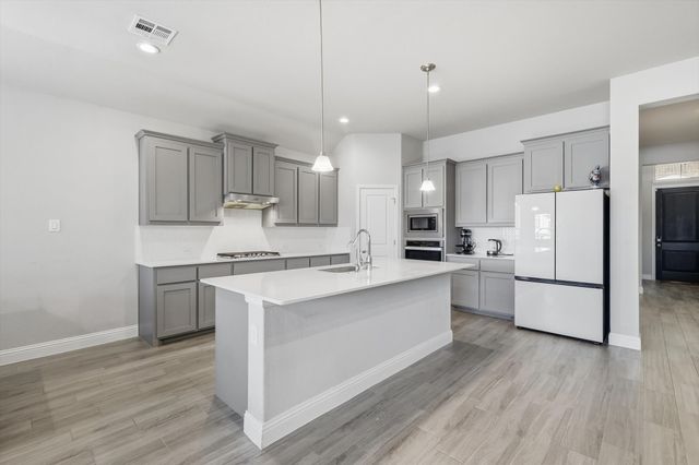 2001 Oleander Street, Hickory Creek, TX 75065