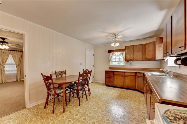 37 Spring Street, Gainesville, GA 30501